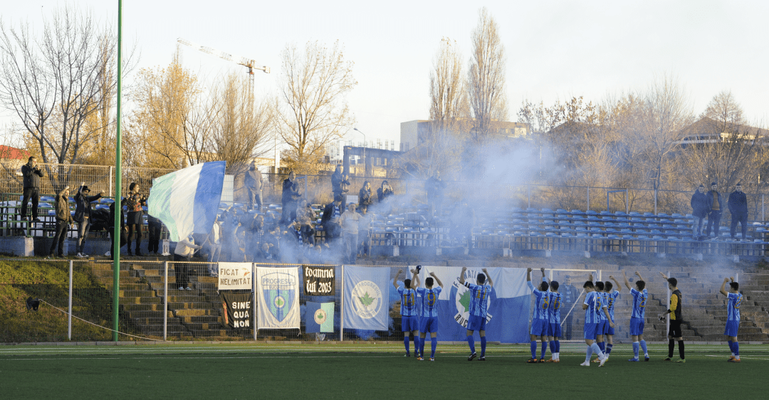 Progresul Spartac si suporterii sai pe Metaloglobus